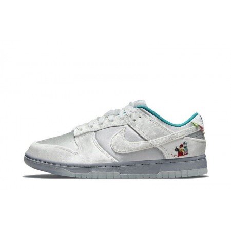 Nike SB Dunk Low 