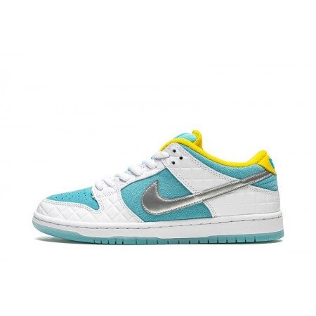 FTC SB Dunk Low 