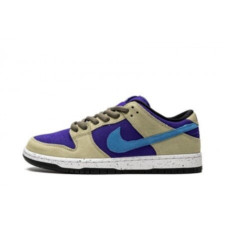 Nike SB Dunk Low 